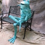 frog sculpture by Beau Smith bench 5-12wwq frog sculpture by Beau Smith bench 5-12wwq
